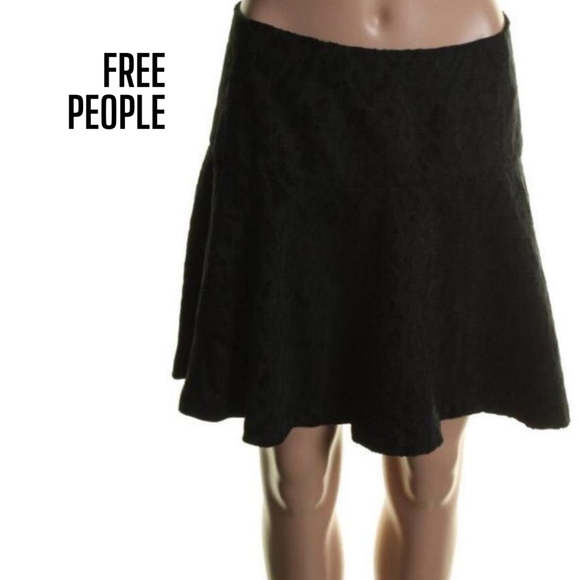 Free People NEW Black Textured Flare Mini A-Line Skirt Bottoms 6 - Picture 1 of 3